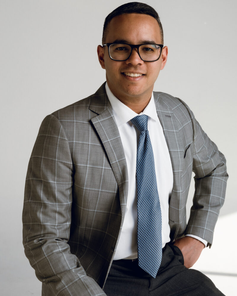 Robinson "Rob" Aquino formal head shot